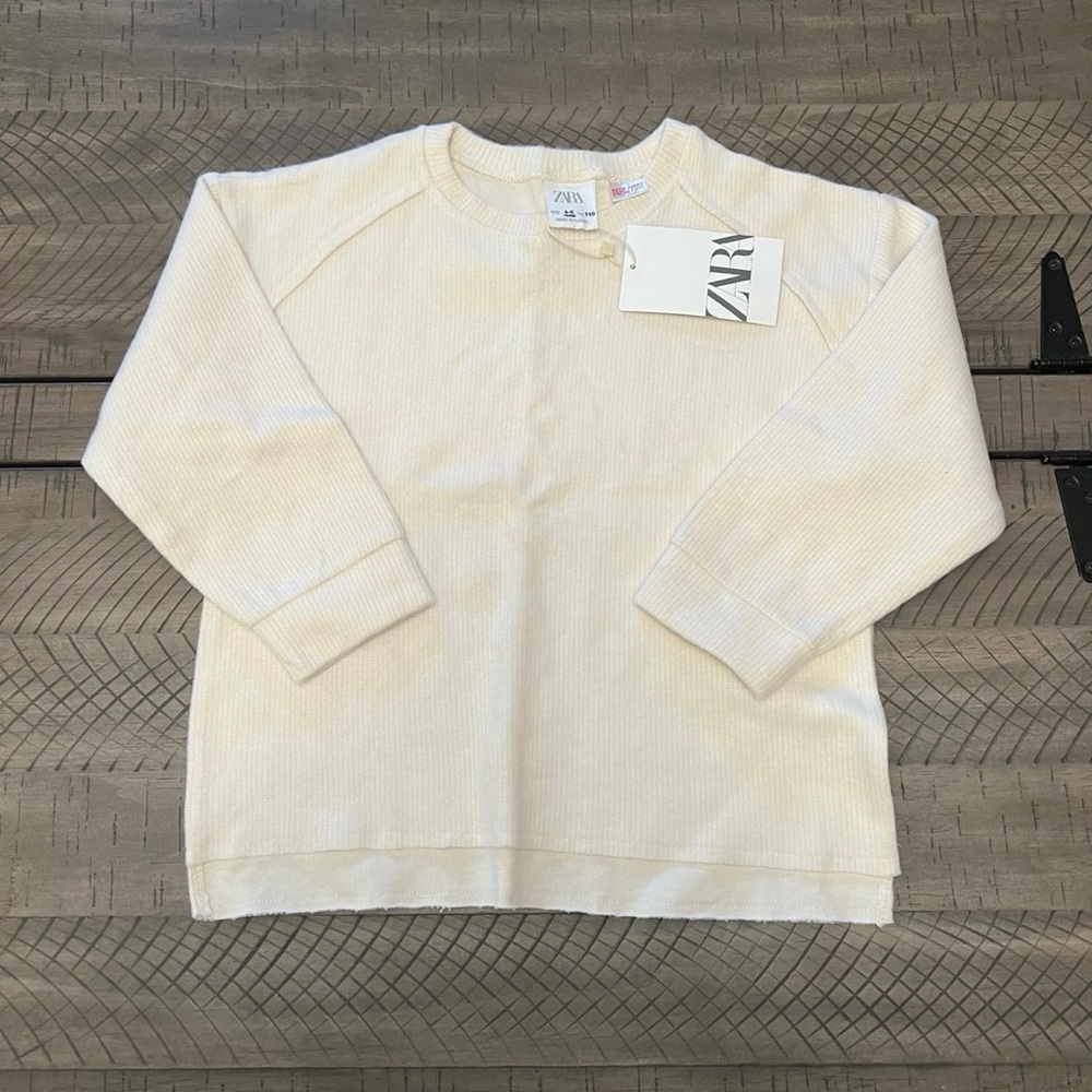 Zara girls size 4 white sweater NWT